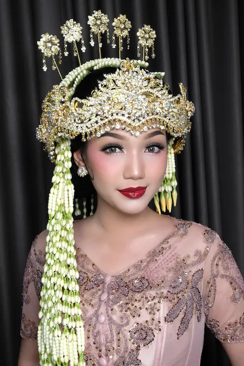 Sunda Bride